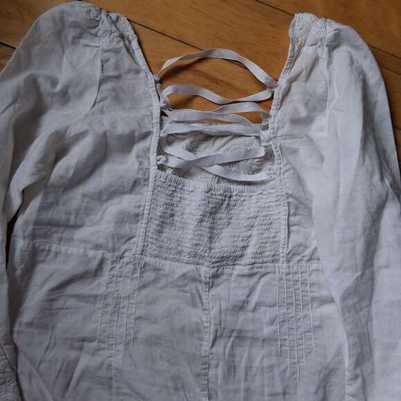 Frilly medieval princess style blouse - Picture 6 of 6